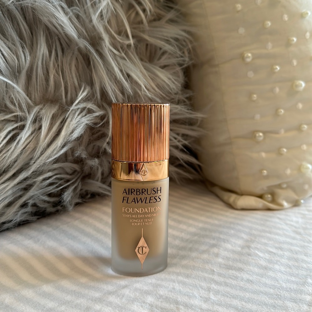 Charlotte Tilbury Airbrush Flawless Foundation